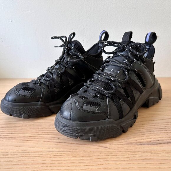 MCQ Alexander McQueen Orbyt Descender 2.0 Sneaker Black, size 37 - Picture 2 of 14